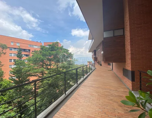 Apartamento En Arriendo En San Lucas. Cod A776137