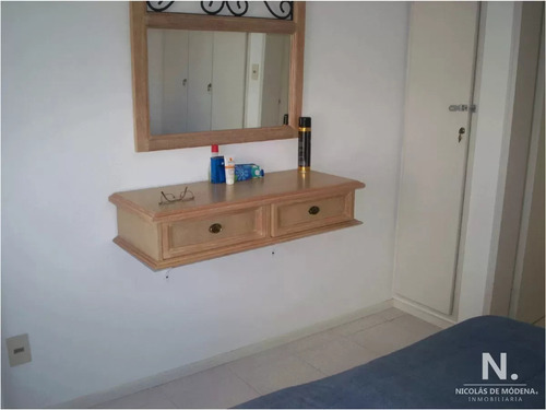 Apartamento De 2 Dormitorios En Edificio Torre Marina , Punta Del Este , Playa Brava