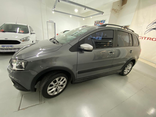 Imagen 3 de 15 de Volkswagen Suran Cross 1.6l R Door 878 Manual 2014 Usado