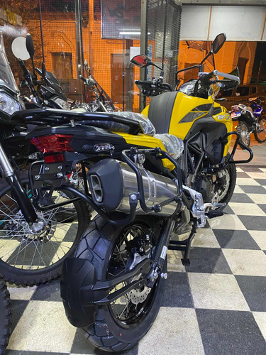 Imagen 8 de 18 de Benelli Trk 502 X