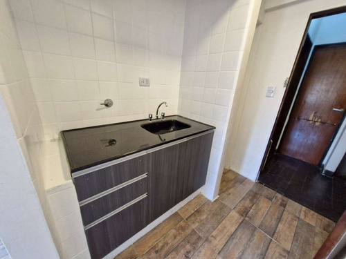 Venta Consultorio Renovado Impecable