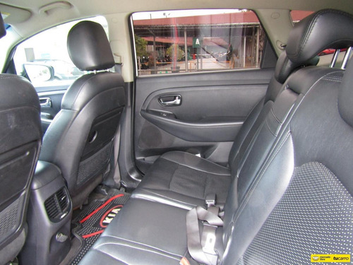 Kia Carens 2.0 Suv Ex