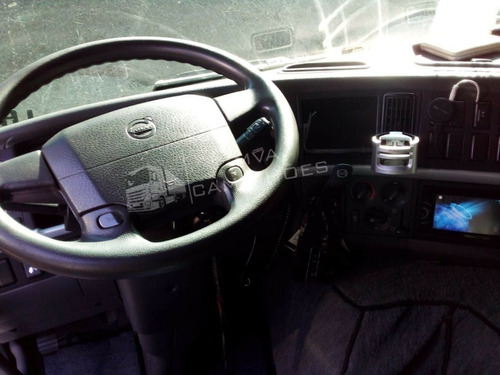 Imagem 6 de 10 de Caminhão Volvo Fm 370 6x2t