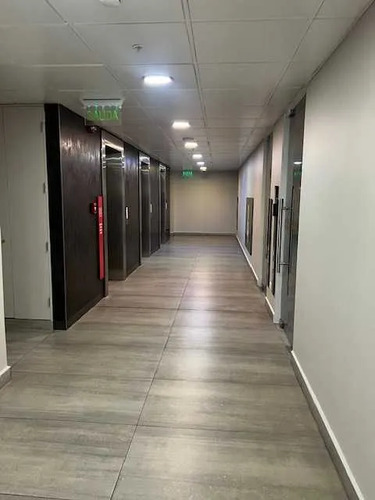 Se Arrienda Oficina Con Estacionamiento (166152)