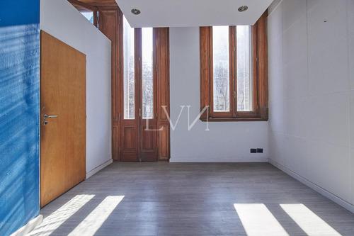 Venta Oficina 6 Ambientes - Microcentro