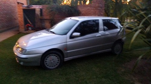 Alfa Romeo 145 1.8 Ts