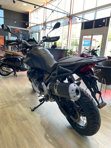 Imagen 5 de 17 de Moto Guzzi V85tt