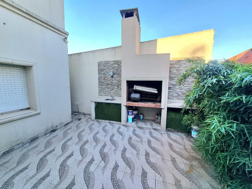 Quinta En Venta En Junin Camino Al Balneario.