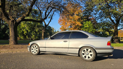 BMW Serie 3 2.8 328i A