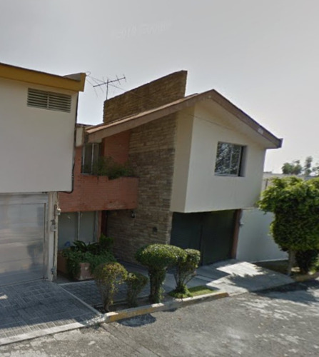 Casa Con Excelente Plusvalia En Privada Y Con Exclente Ubicacion