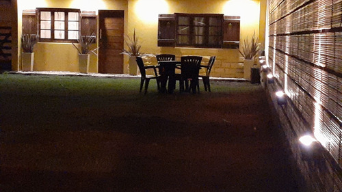 Imagen 3 de 17 de Casa Cabaña Duplex A 350 Metros Del Mar, En Lo Mejor De Punta Mogotes. Vacaciona Con Excelente Ubicacion, Seguridad, Tranquilidad, Inmenso Parque Y Todo Para Vos, No Compartis Con Otras Propiedades.