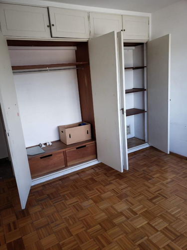 Imagen 13 de 21 de 4 Amb. Villa Luro, Av. Juan B. Justo 7800. Lateral Muy Lumin