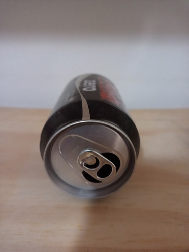Lata De Coca-cola Temática Vazia - Márcio Márcio