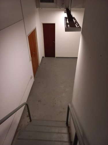 Local En Venta - 1 Depósito 3 Oficinas 2 Baños - 196mts2 - San Telmo