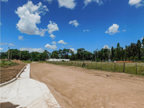 Lote En Venta 300 M2. Zona La Rural. Tandil