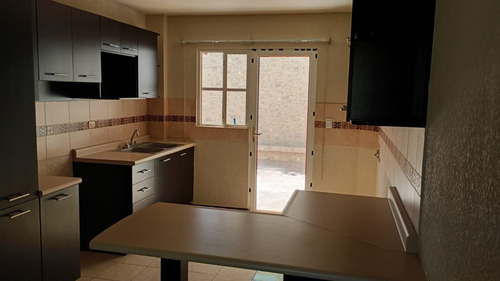 Casa En Condominio Villa Capri Km. 24. 5 Carretera A El Salvador, En Excelente Estado, Recién Pintada E Impermeabilizada