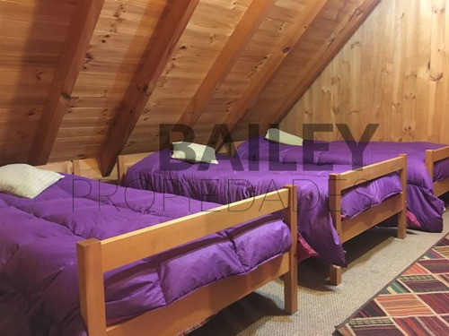 Casa En Venta De 3 Dorm. En Pucón