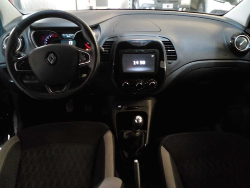 Imagen 11 de 15 de Renault Captur Zen 2.0 2017