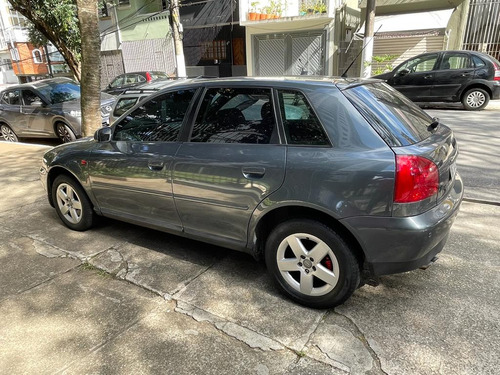 Audi A3 1.8 Turbo 5p Automática