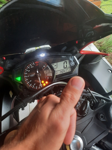 Imagem 8 de 15 de Yamaha Yzf R3