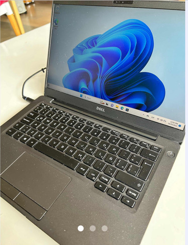 Notebook Dell Latitude 7300