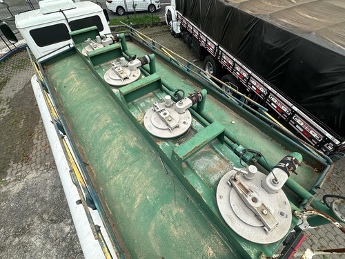 Mb 1718 Caminhão Tanque 10.000 Litros 4 Bocas Sistema Boton