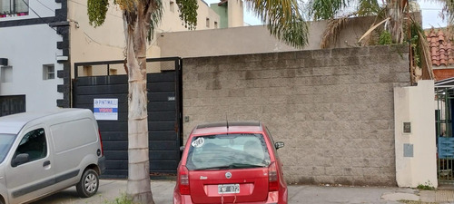 Galpon Con Espacio Libre Al Frente P/estacionamiento, O0ficinas Y Dependencias