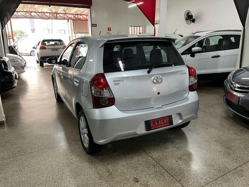 Etios 1.5 Hatch X Plus