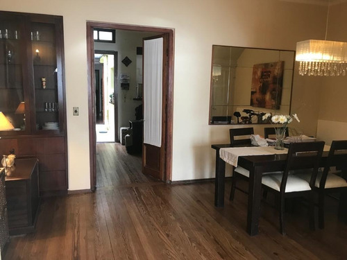 Imagen 5 de 13 de Venta De Casa Propiedad Horizontal En Pocitos, Cercana Al Ombú , 2 Dorm, 1 Baño, Patio.
