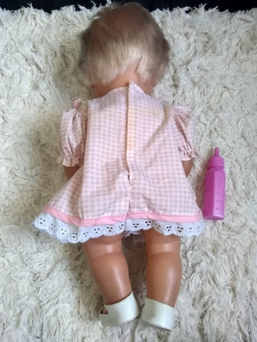 Imagen 3 de 3 de Bebe Muñeca Bebote Nenuco Dia Del Niño Juguete Nena