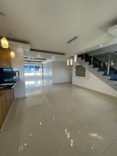 Penthouse En Venta,  Alameda