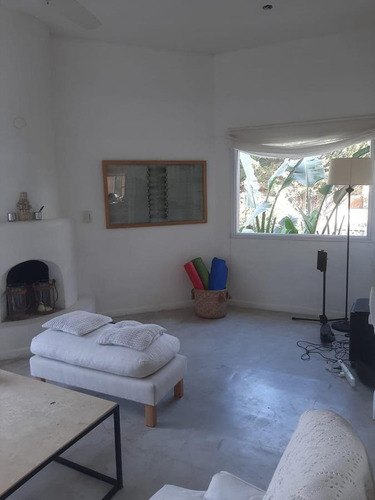 Imagen 4 de 22 de Muy Linda Casa En El Barrio Santa Maria De Los Olivos