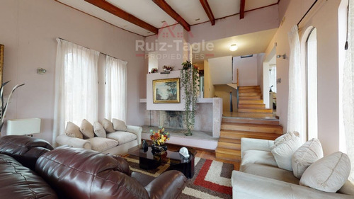 Venta De Maravillosa Casa En Concón