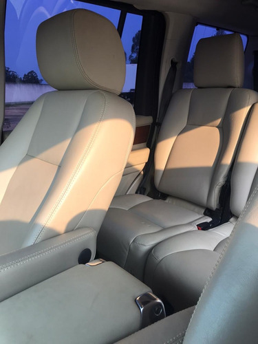 Land Rover Discovery 4