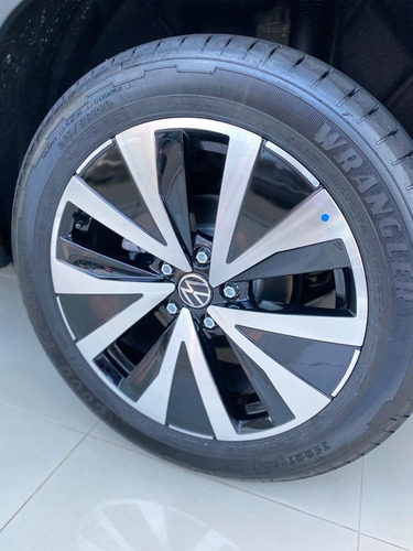 Imagen 15 de 15 de Volkswagen Taos 1.4 250 Tsi Highline Lucas Semini 5
