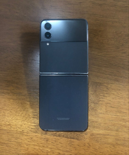 Celular Samsung Galaxy Z Flip 4 Usado Con Detalle (Usado)