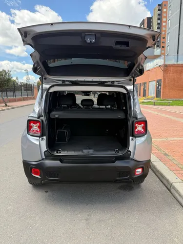 Jeep Renegade 1.8 Sport