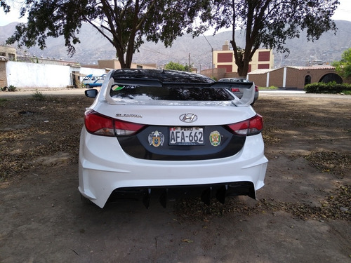 Hyundai Elantra 2015