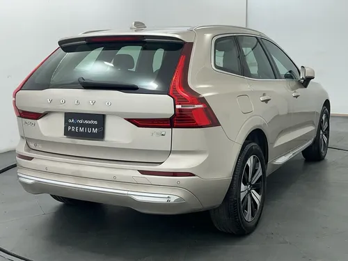 Volvo XC60 PLUS T8 4X4 PHEV