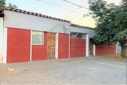 Venta De Terreno Con 2 Casas En Av. Illanes