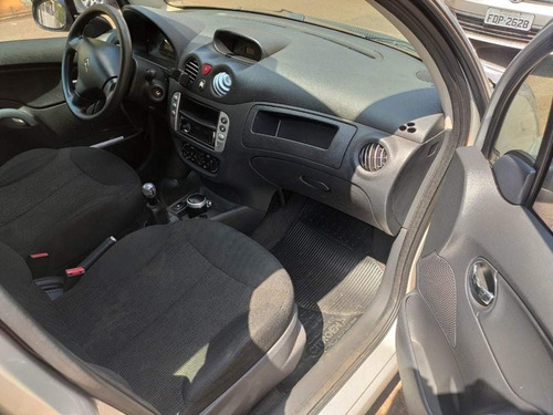 Imagem 14 de 14 de Citroen C3 Glx 1.4 8v Flex