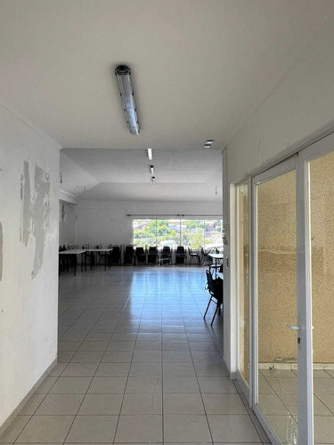 Oportunidad - Amplio Departamento (69961)