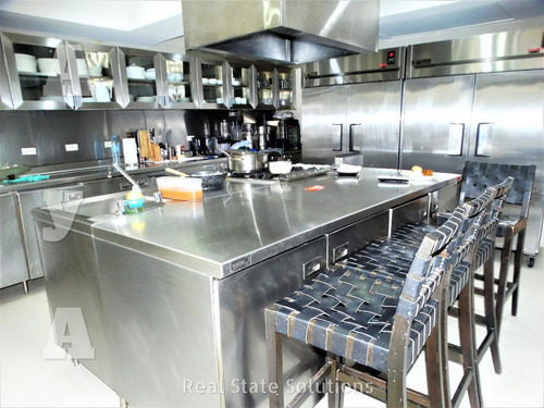 Imagen 14 de 30 de Casa Luxury En Venta, Amueblada, 4 Recámaras, Salón Tv, Muelle, Isla Dorada, Zona Hotelera Cancún