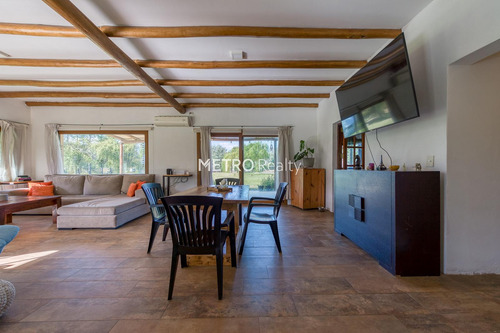 Casa En Venta Sobre Lote De 1 Hectarea En Loma Escondida, Open Door