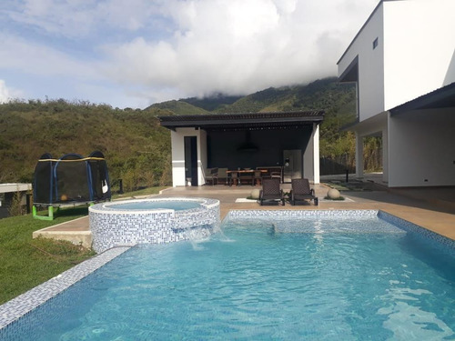 Imagen 17 de 17 de Finca En Arriendo/venta En Calima Lago Calima-club Nautico