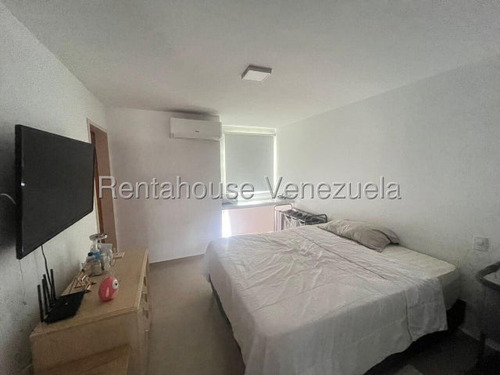 Valeria Chong Apartamento Venta Barquisimeto Lara Ciudad Roca Zona Este Conectado A Planta Electrica Residencial Economico Cocina Equipada Codigo Inmobiliaria Rent-a-house 25-24120
