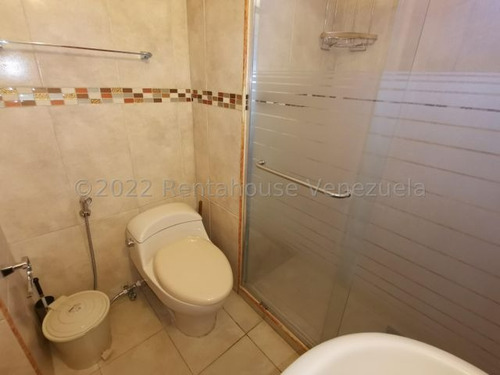 Imagen 22 de 28 de Hermoso Th De Esquina, Con Acabados De Primera. Comodas Habitaciones Con Closet, Hermosa Cocina Completamente Equipada, Amplio Patio Con Caney, 3 Puestos De Estacionamiento Techados