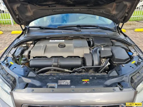 Volvo Xc70 3.2cc At Aa 4x4