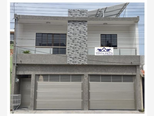 Imagen 2 de 12 de Casa Sola En Venta Venta En Fraccionamiento Reforma, Veracruz,ver.