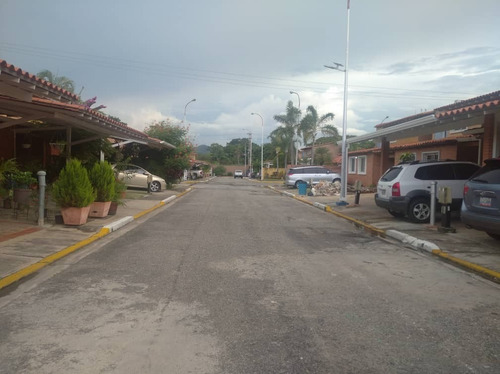 Imagen 6 de 18 de Se Vende Townhouse En Naguanagua. Yl